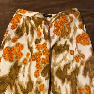 Josephine Capri pants size 4, orange brown print